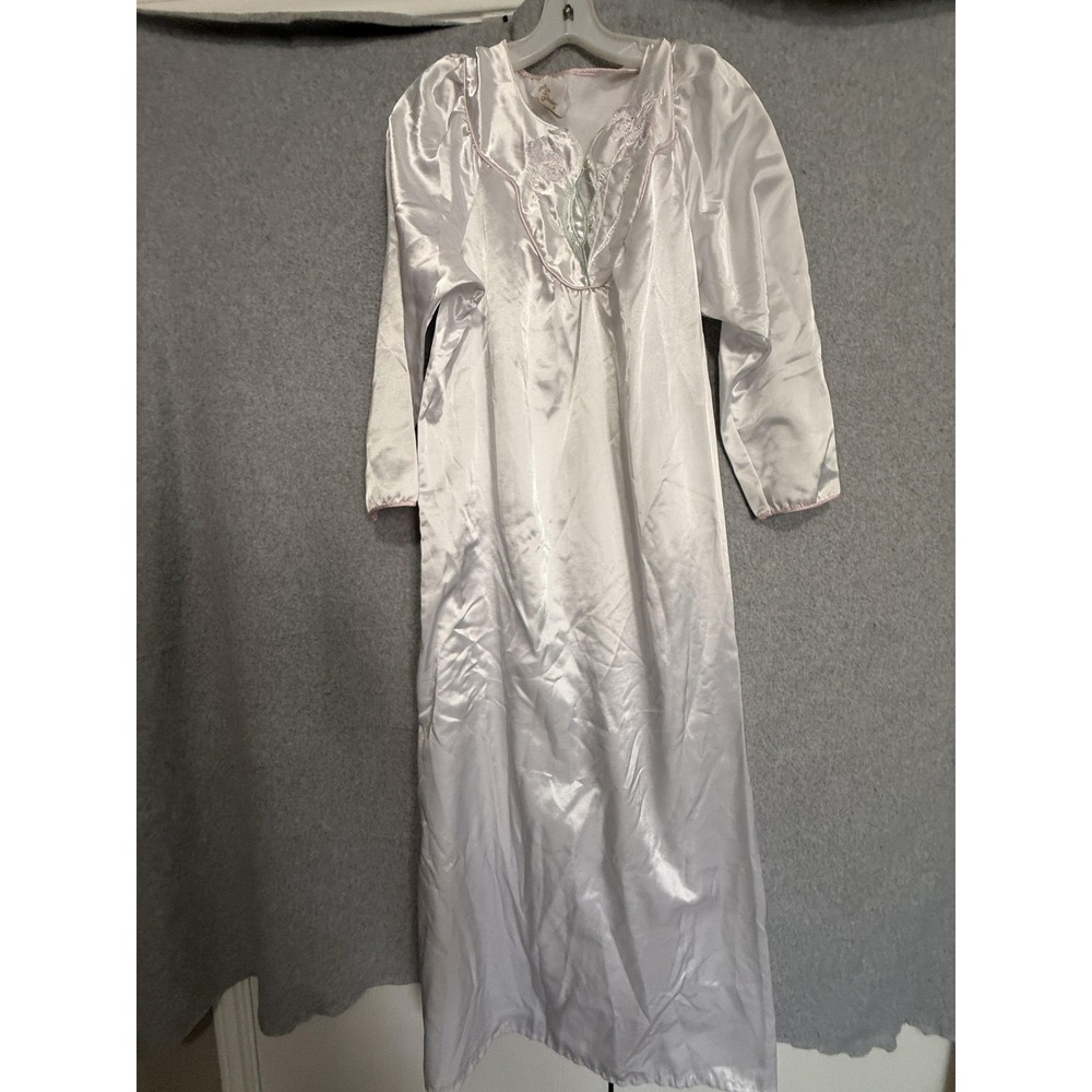 Vintage Ilise Stevens Nightgown Womens Medium White Satin Embroidered Floral 80s